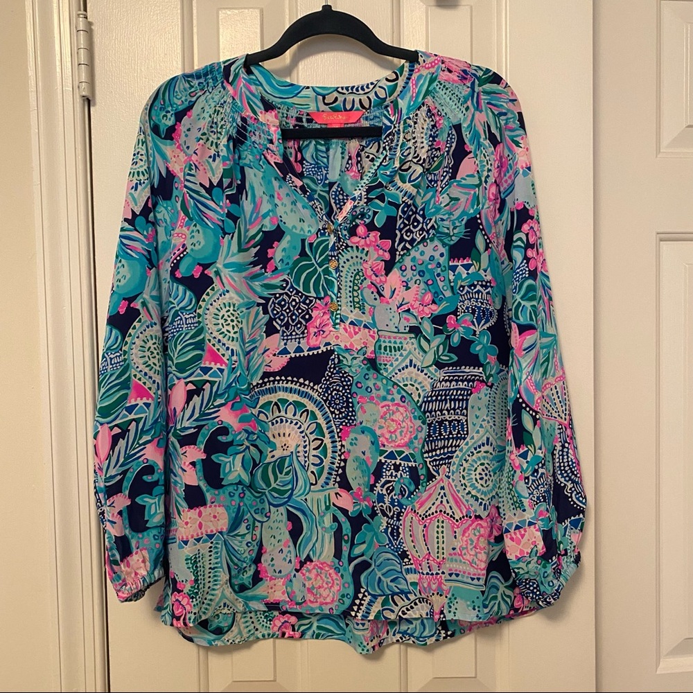 Lilly Pulitzer Elsa 100% Silk Top "Lookin' Sharp" Size Medium